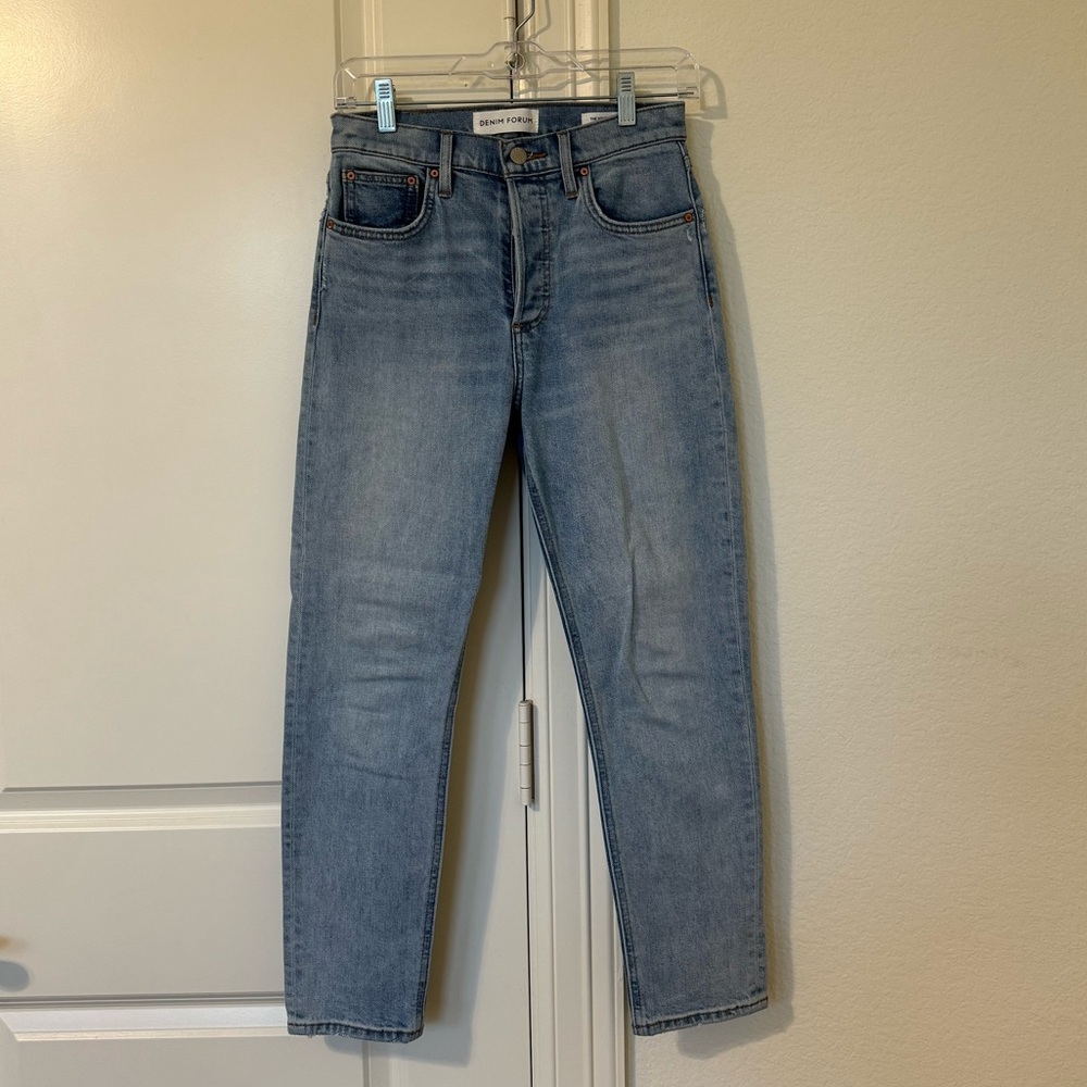 Aritzia Denim Forum The Yoko High-Rise Slim Jeans (Short)
